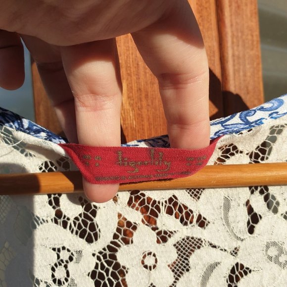 Tigerlily 8 Blue Paisley Crepe embroidered Lace button cool tones flowy Dress - Picture 7 of 13